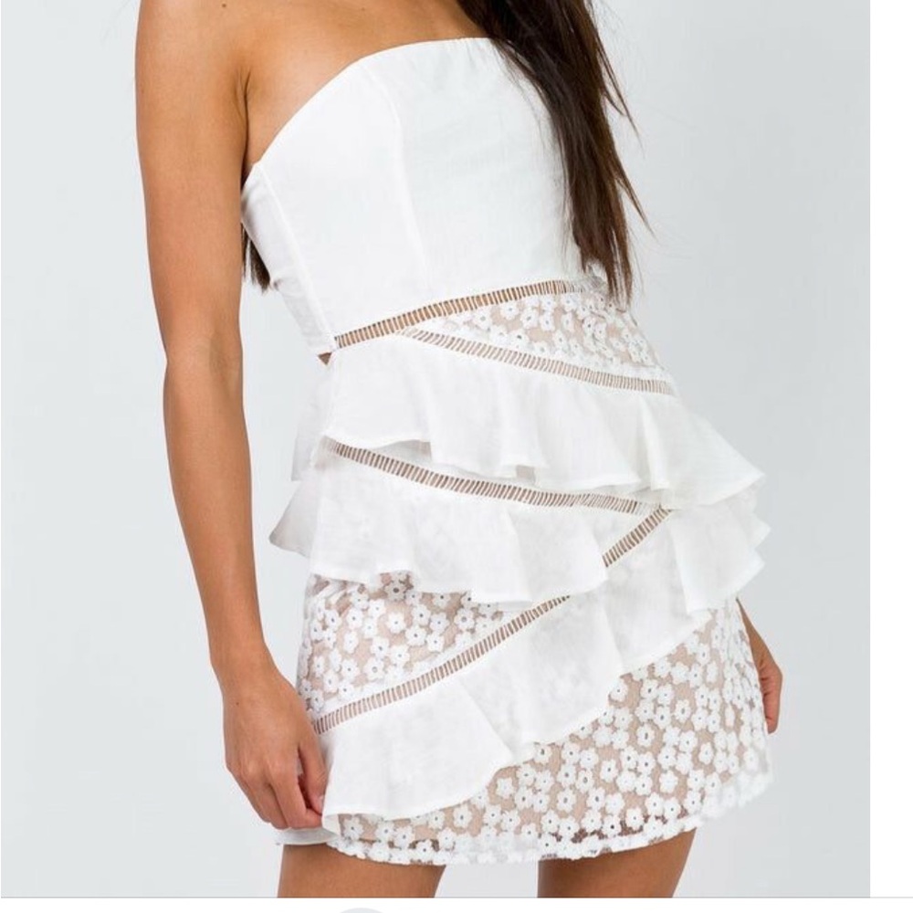 Princess Polly White Strapless Ruffle Lace Mini Dress Size 4 SO Cute price $90